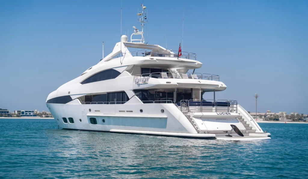 131ft Yacht - Lucien
